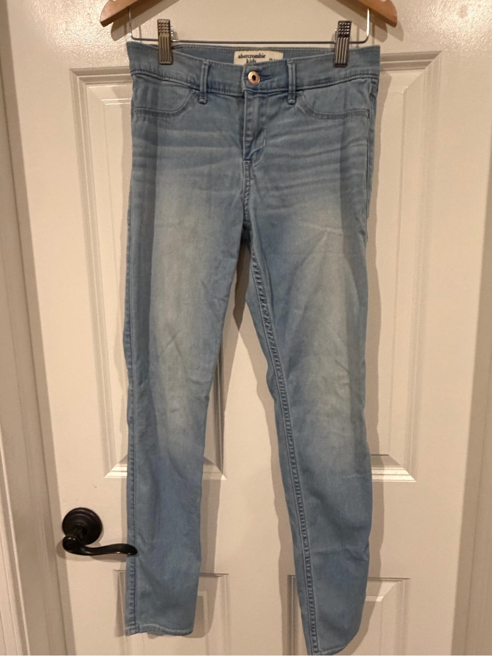 abercrombie kids gitls Light Blue Skinny Jeans 13/14